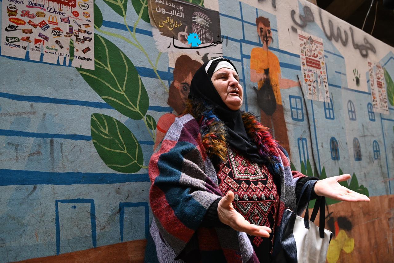 بالصور- اعتصام أمام مبنى الأونروا في برج البراجنة